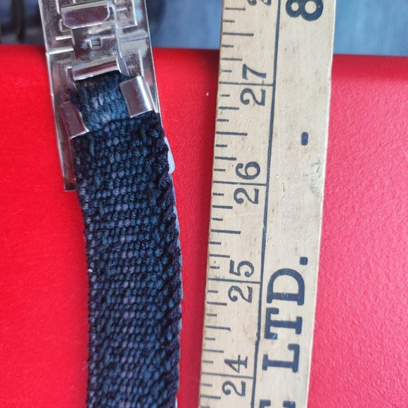 Vintage 90's retro buckle silver tone stretch belt fish scales - Picture 4 of 4